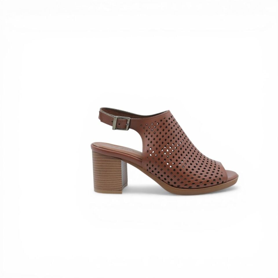 ESSTII TABA KALIN TOPUKLU 7 CM