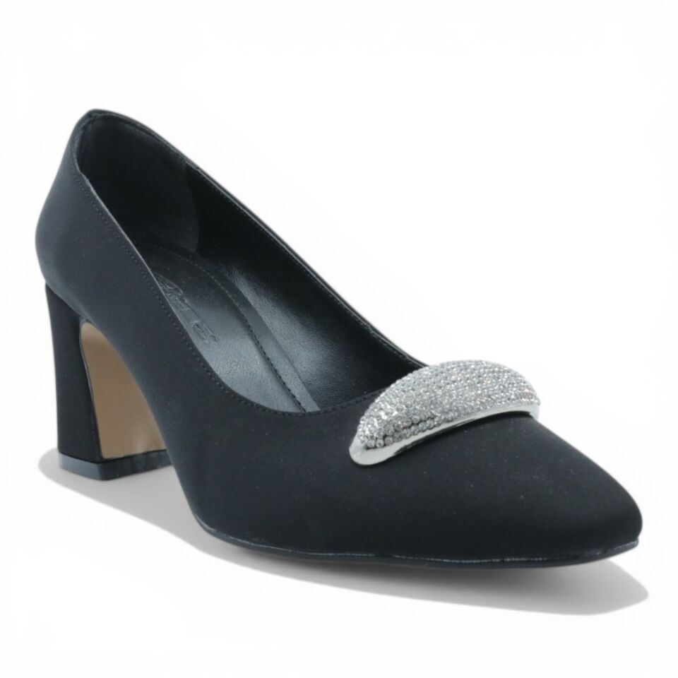 PUNTO SİYAH SATEN KALIN TOPUKLU 7CM