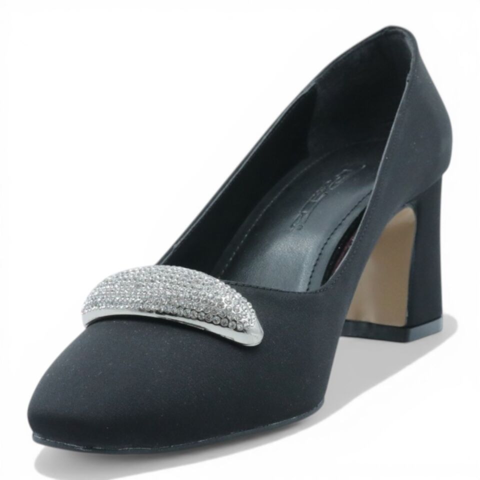 PUNTO SİYAH SATEN KALIN TOPUKLU 7CM