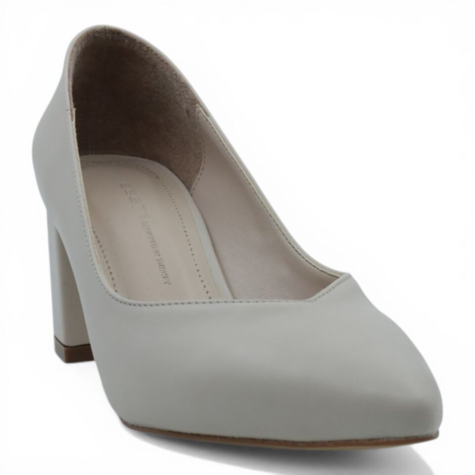 ESSTİİ TEN CİLT KALIN TOPUKLU 7CM