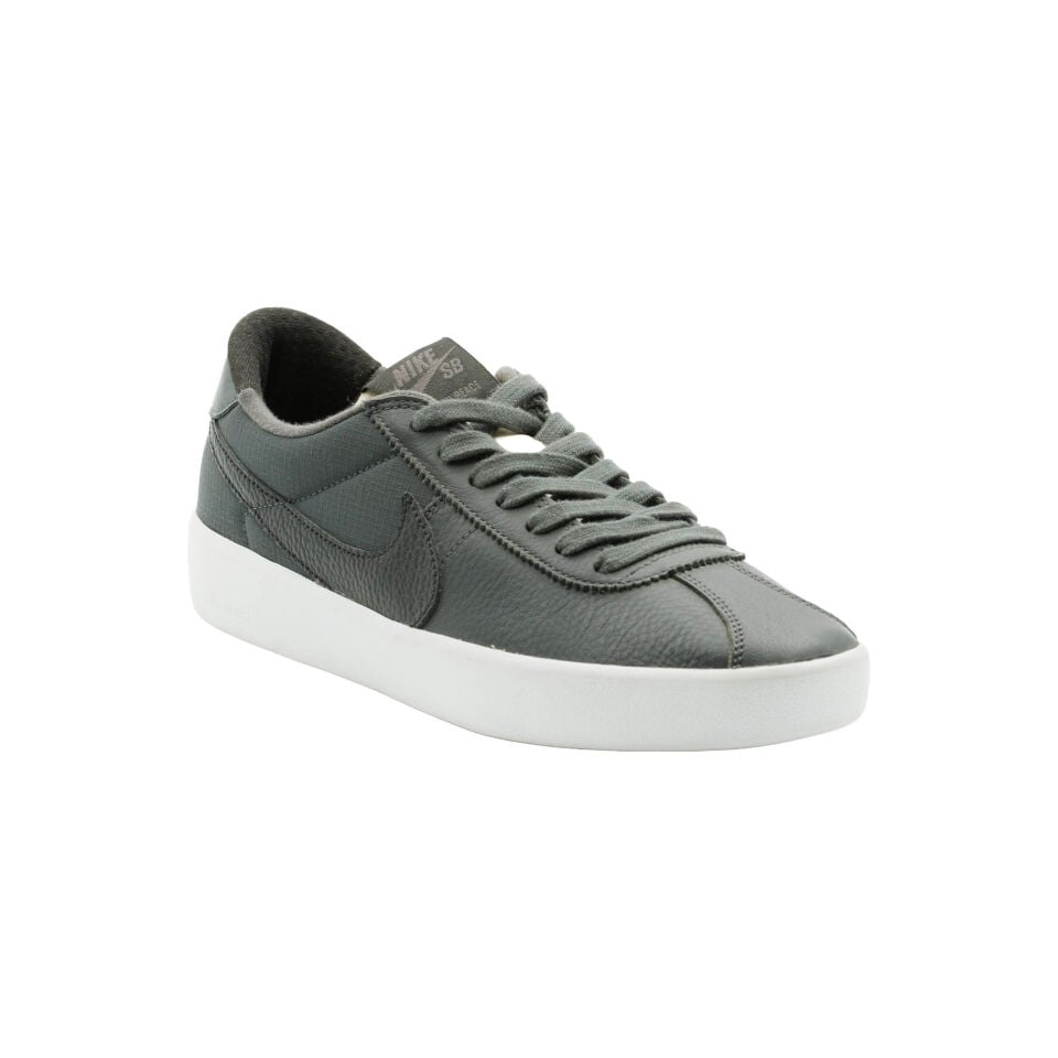 CJ1661-005 NIKE FÜME