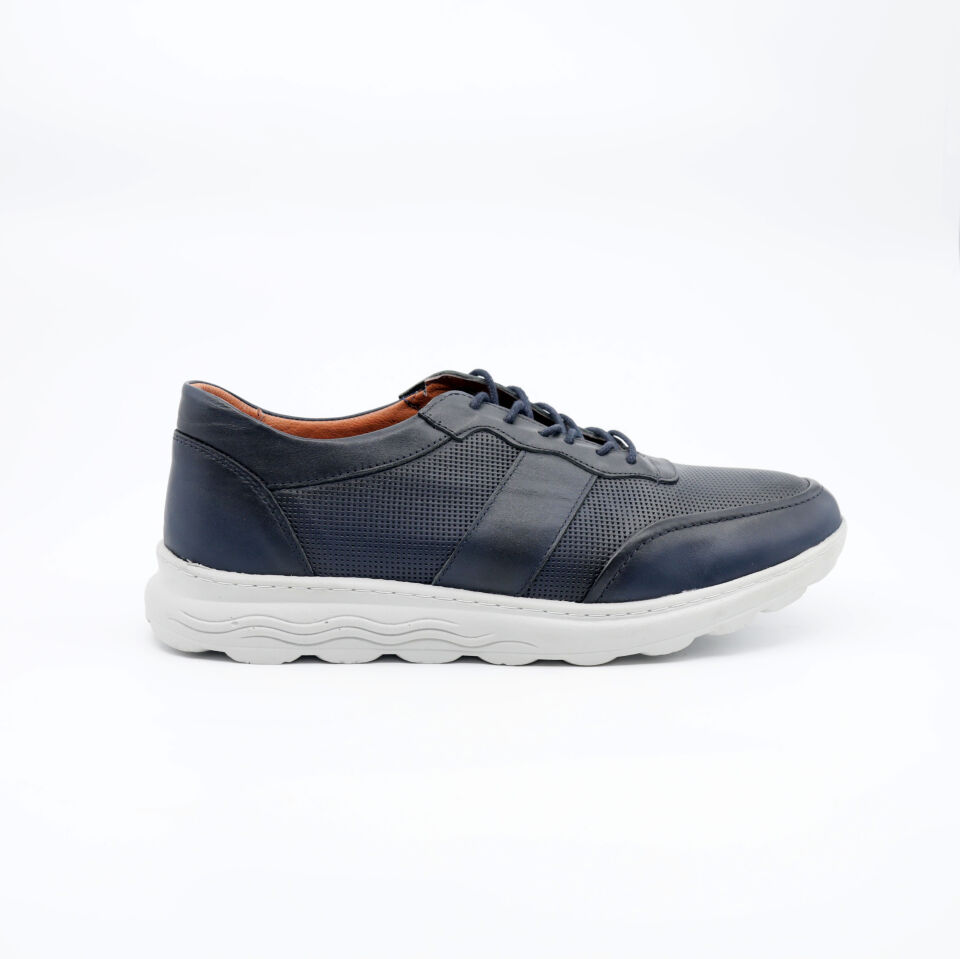 9950 CASTLE BLACK SPOR KLASİK LACİ
