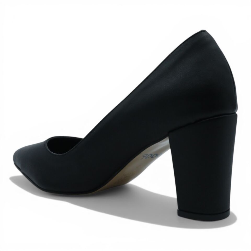 MASSIMA SİYAH KALIN TOPUK 7 CM