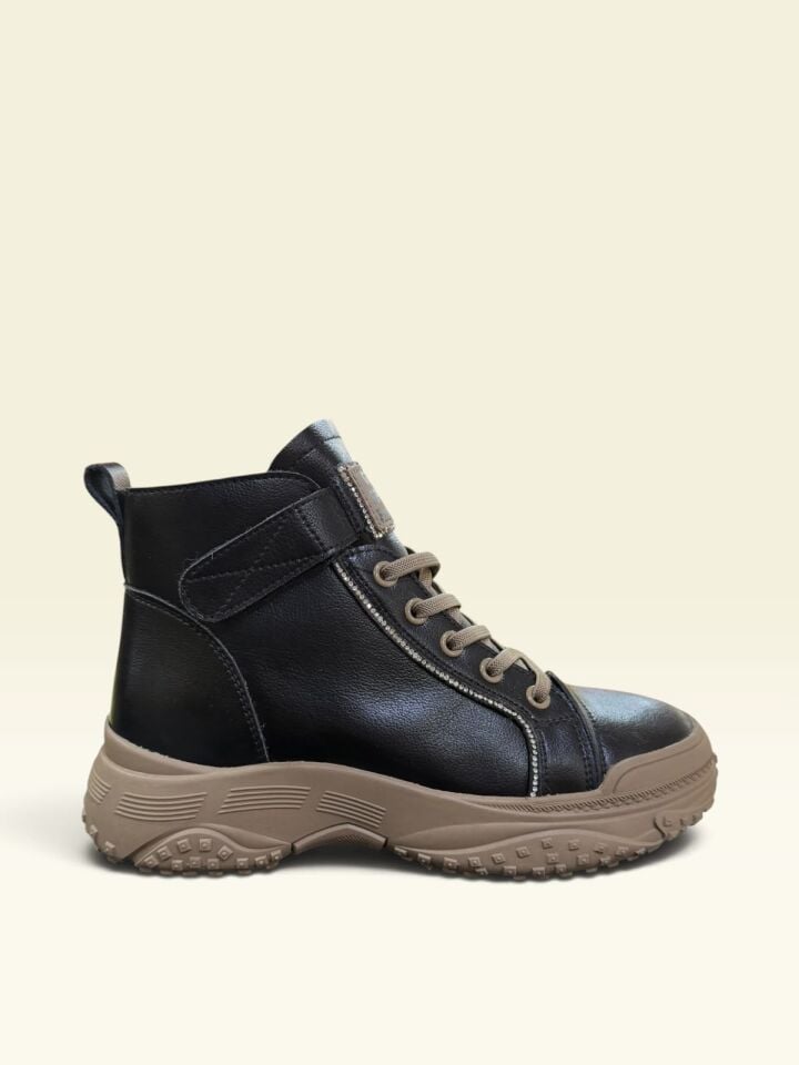 GUJA SİYAH KAHVE BOT 700