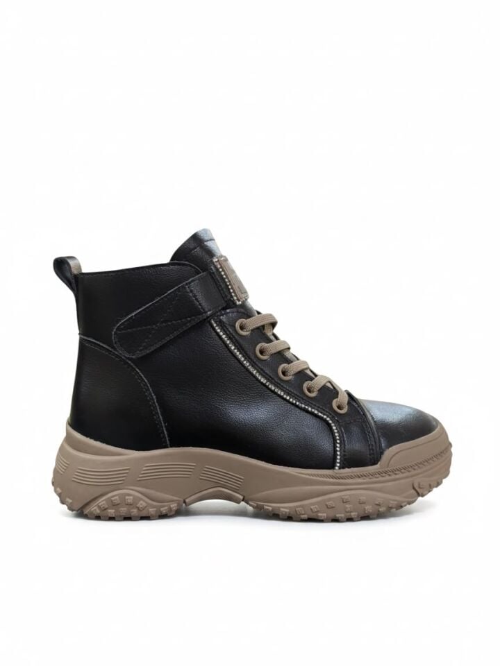 GUJA SİYAH KAHVE BOT 700