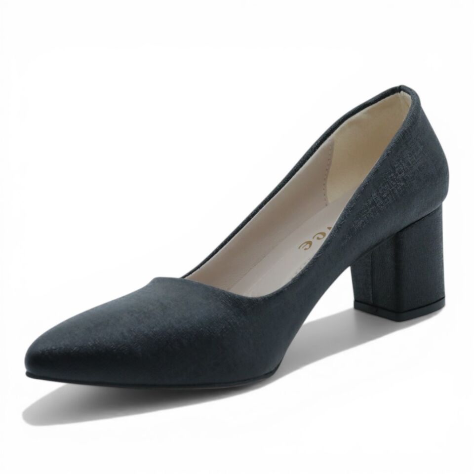ESSENCE SİYAH KALIN TOPUKLU 7CM