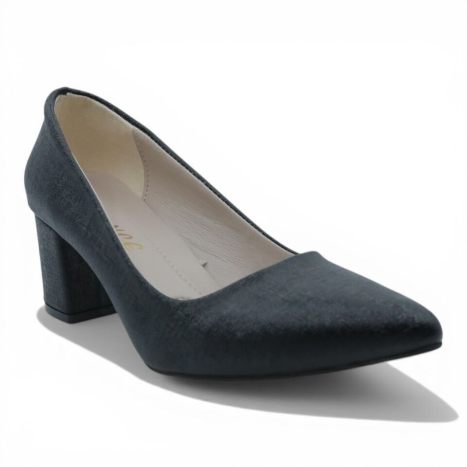ESSENCE SİYAH KALIN TOPUKLU 7CM