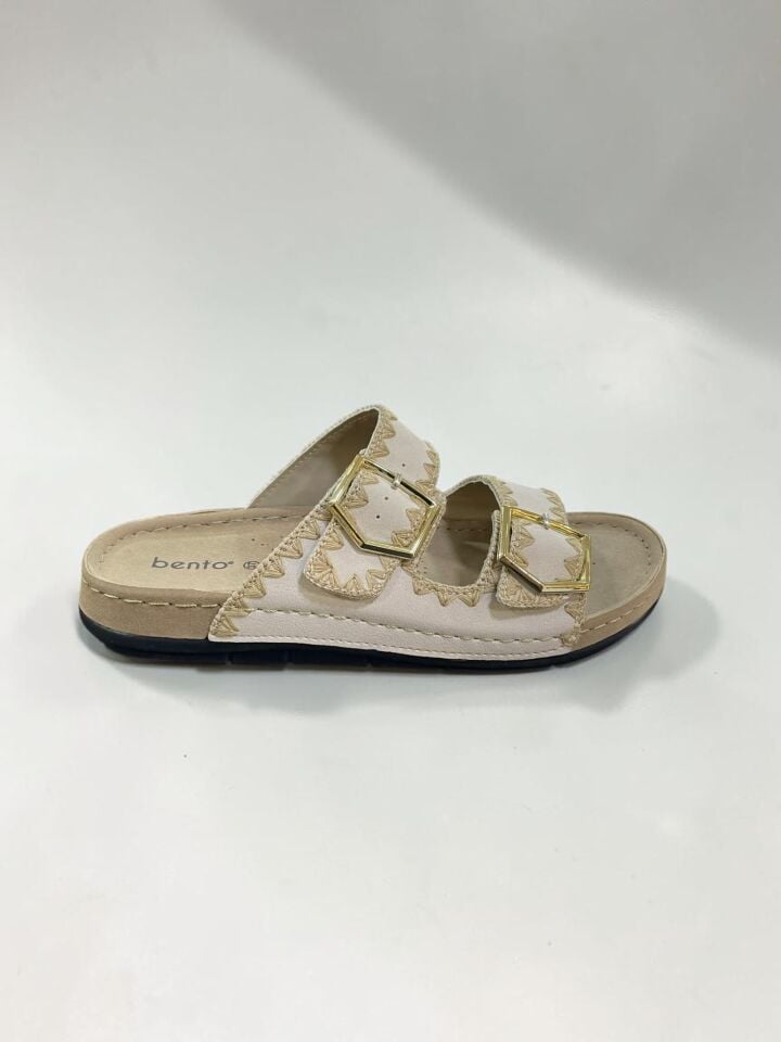 41 001 BENTO KREM TERLİK